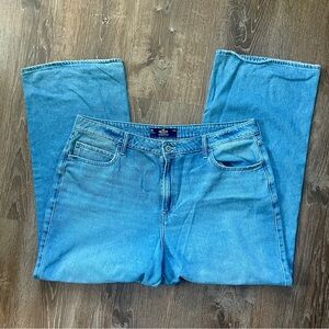 Hollister Ultra High-Rise Baggy Jean 18S W34S 18 Short